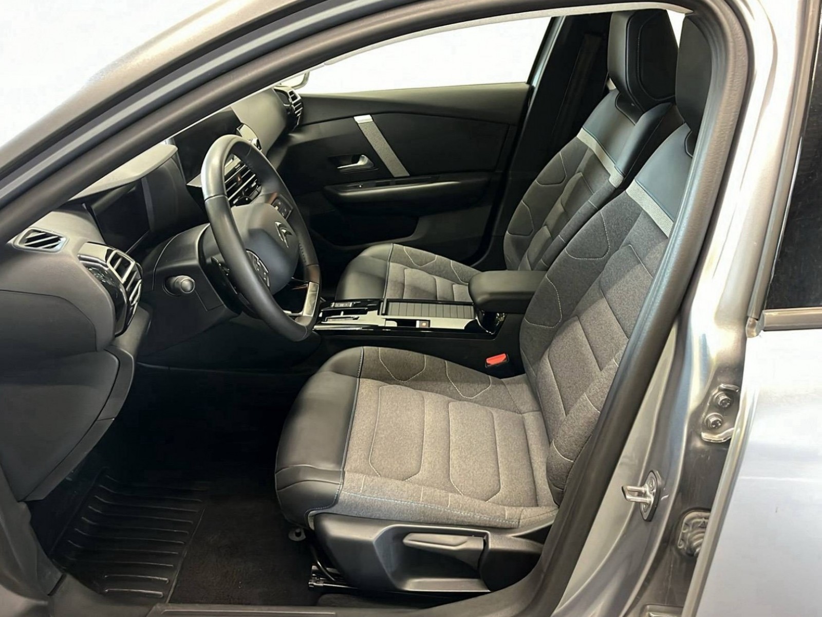 CITROEN - C4 - #217238 - 26