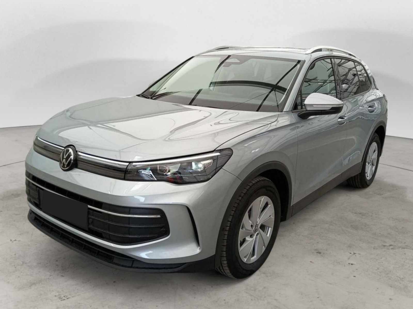 VOLKSWAGEN - TIGUAN - #727824 - 17