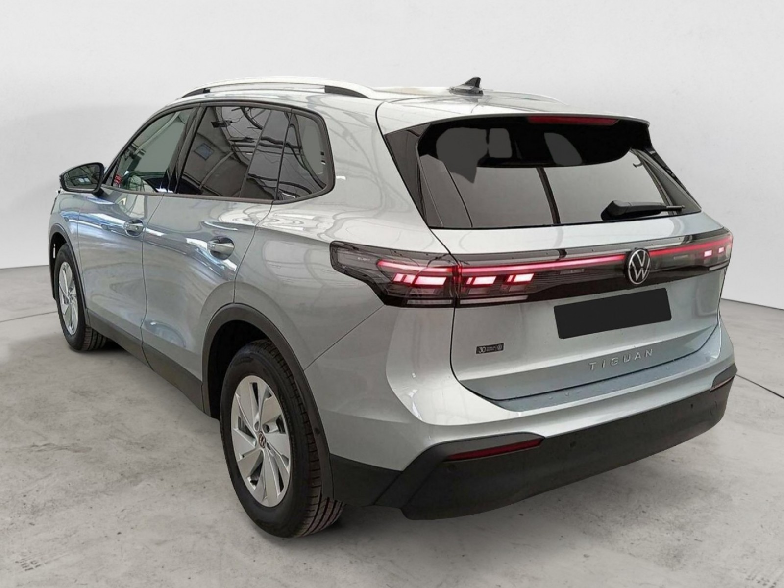 VOLKSWAGEN - TIGUAN - #727824 - 20