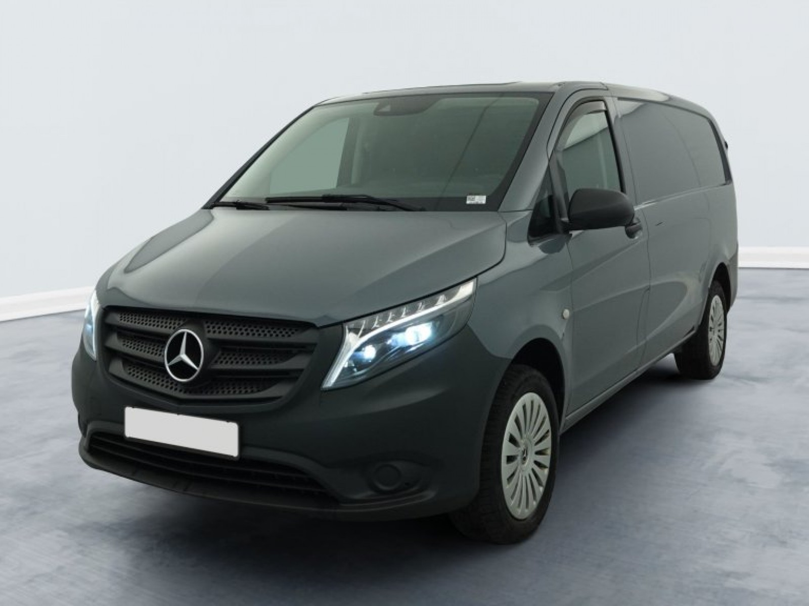 MERCEDES - Vito Fourgon - #735824 - 2