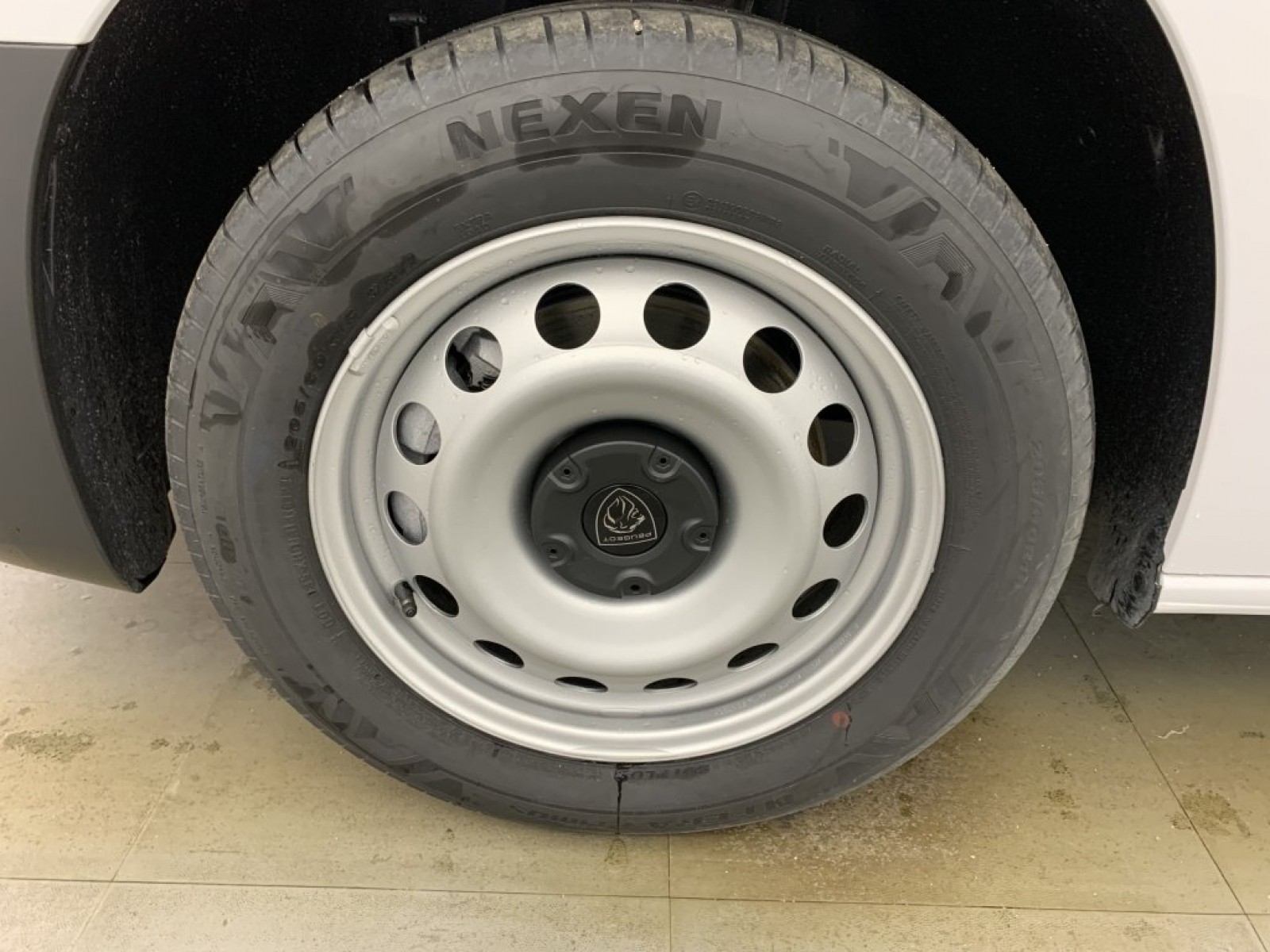 PEUGEOT - Partner Fourgon - #702406 - 16
