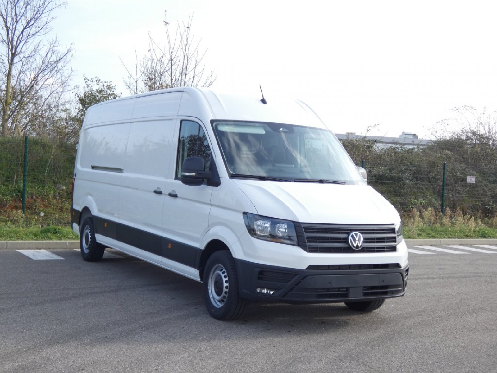 VOLKSWAGEN - CRAFTER VAN NOUVEAU - #709487 - 0