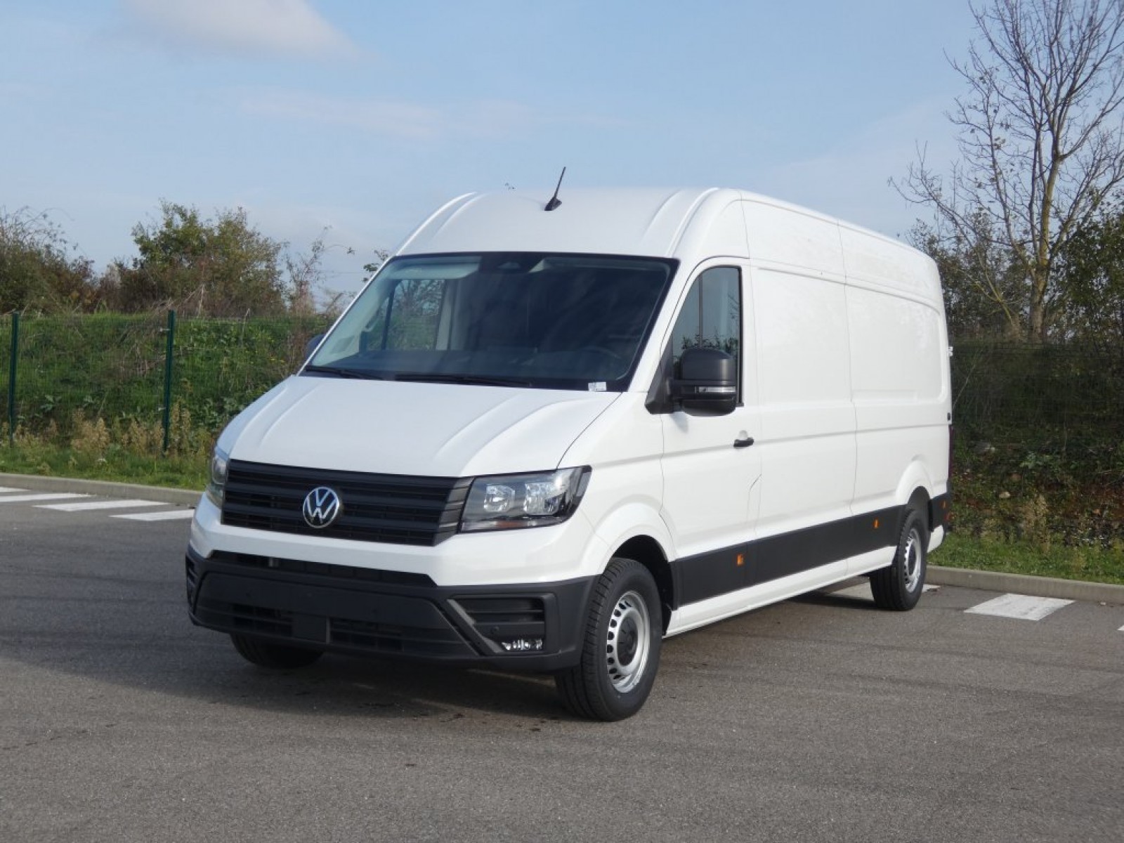 VOLKSWAGEN - CRAFTER VAN NOUVEAU - #709487 - 2