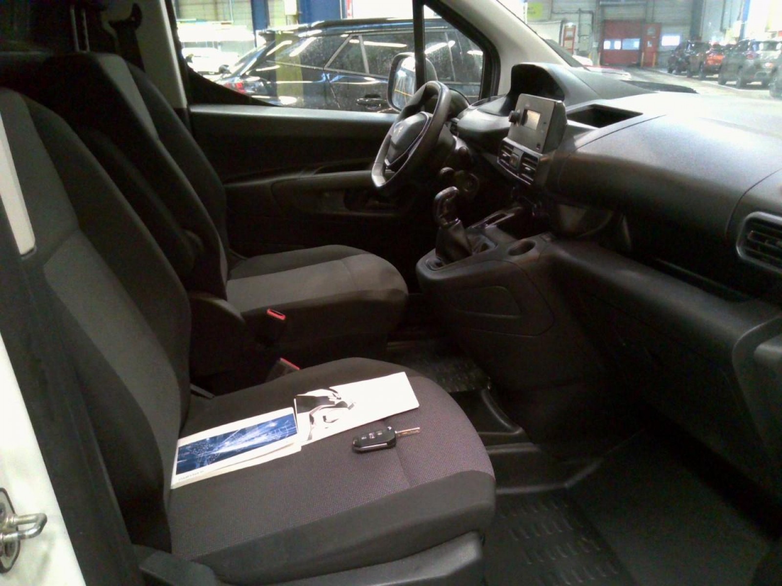 PEUGEOT - PARTNER FOURGON - #176997 - 1