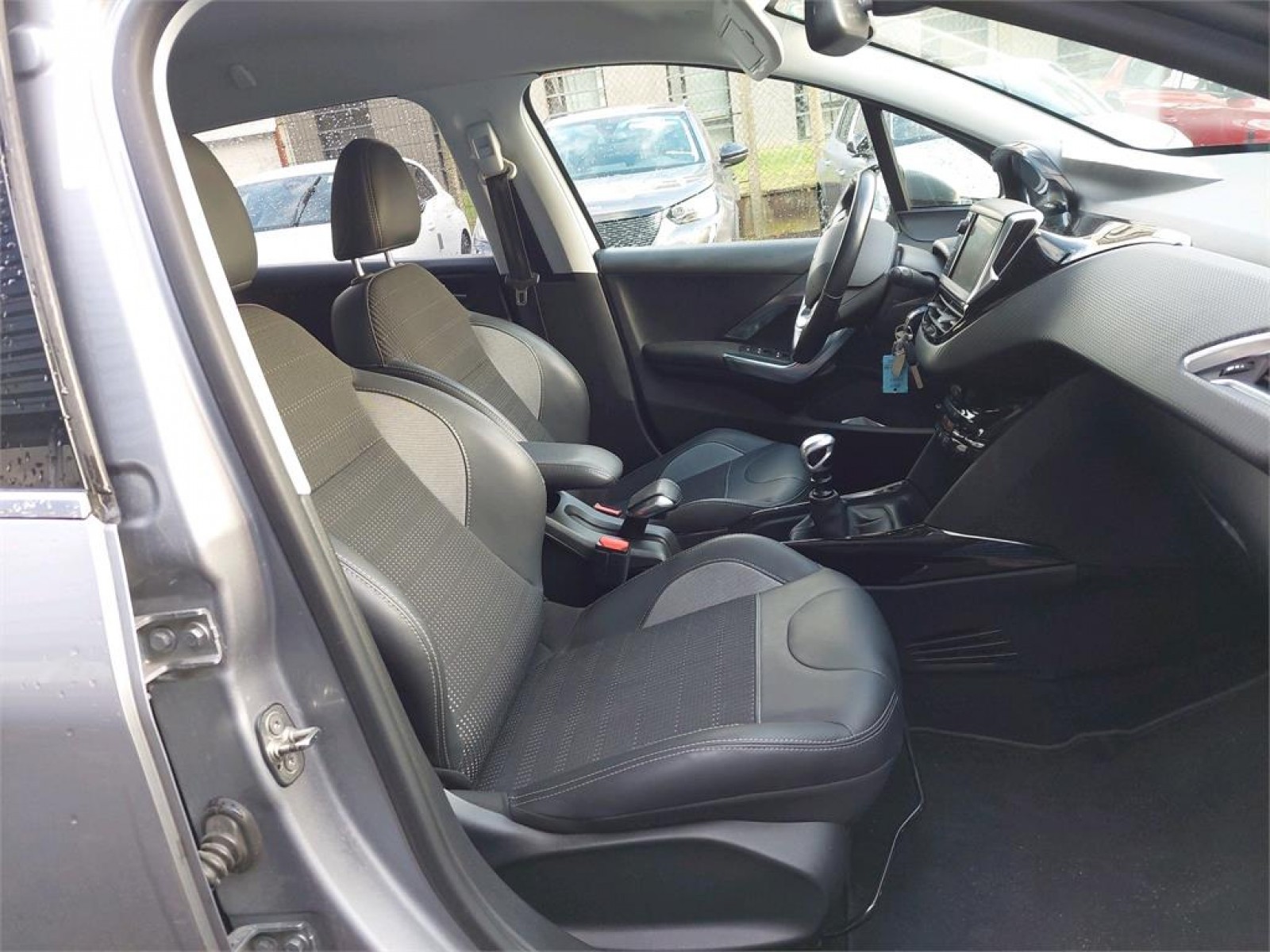 PEUGEOT - 2008 BUSINESS - #177096 - 2