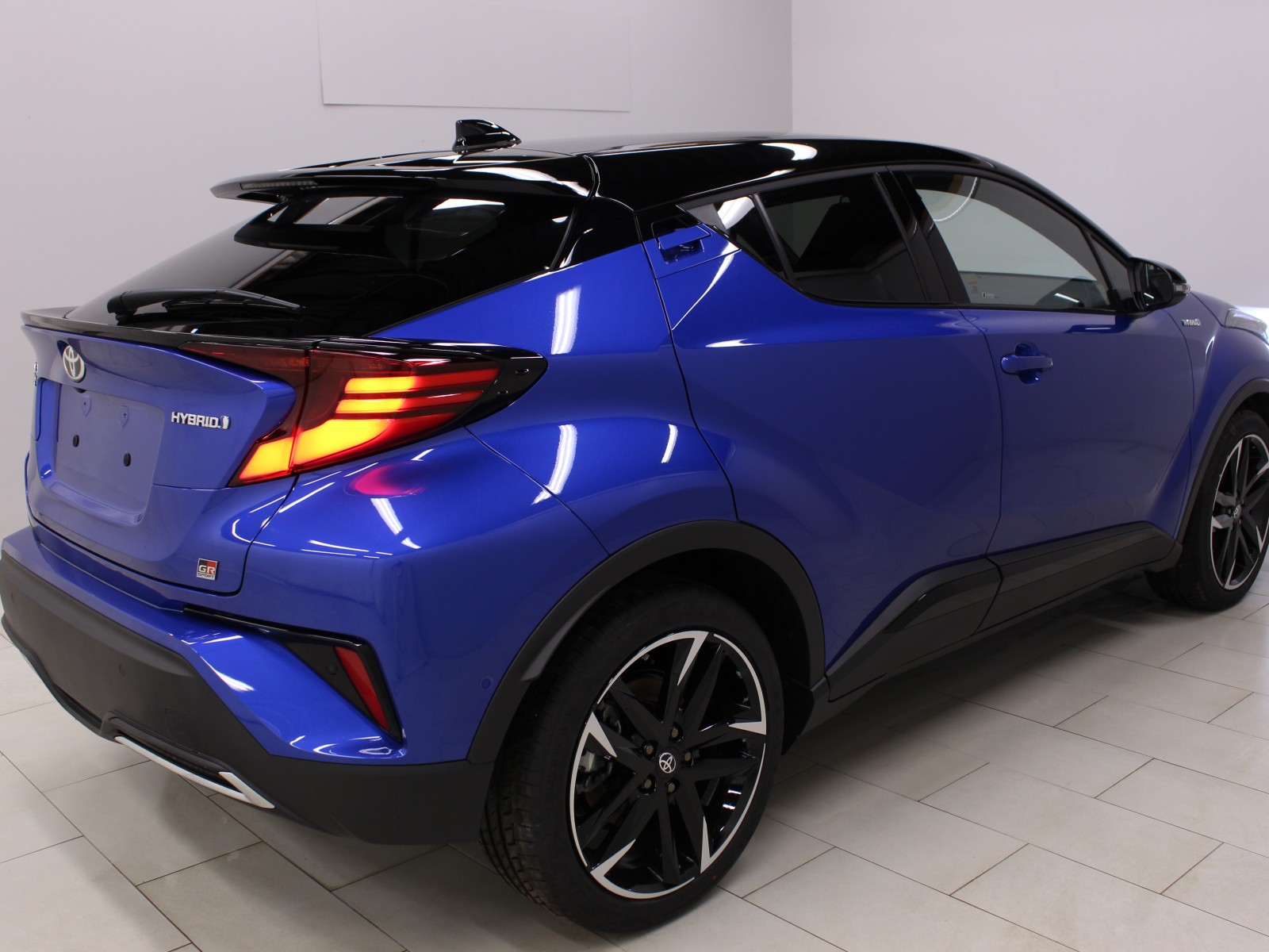TOYOTA - C-HR HYBRIDE MY20 - #171813 - 1