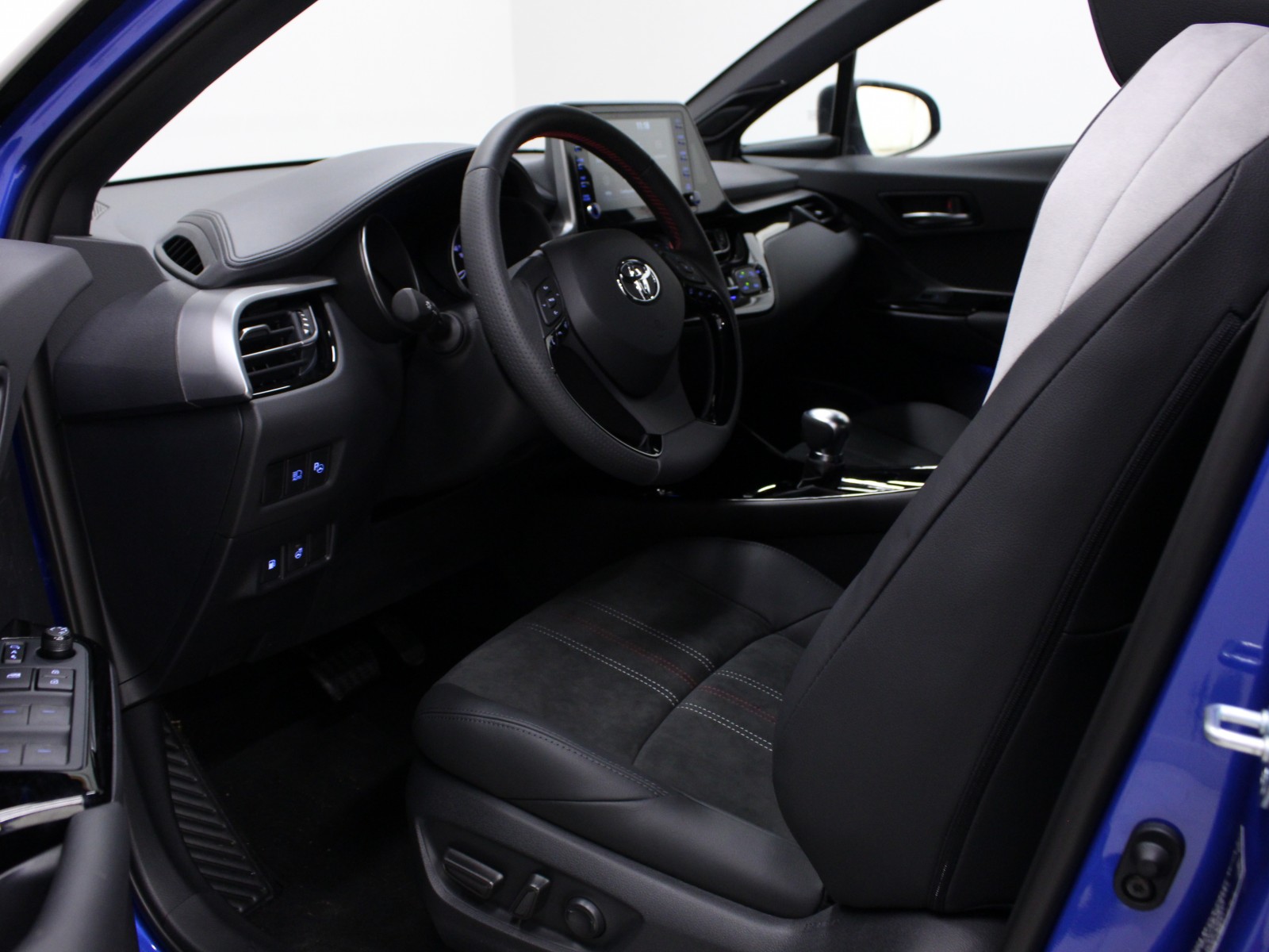 TOYOTA - C-HR HYBRIDE MY20 - #171813 - 3
