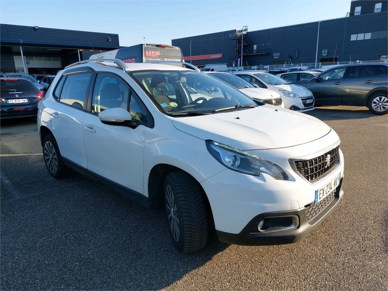 PEUGEOT - 2008 BUSINESS - #177097 - 0