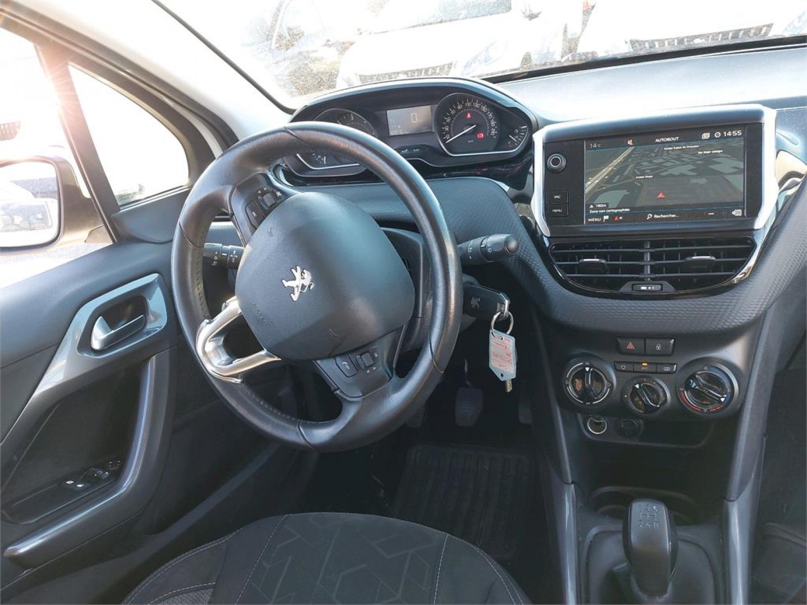 PEUGEOT - 2008 BUSINESS - #177097 - 1