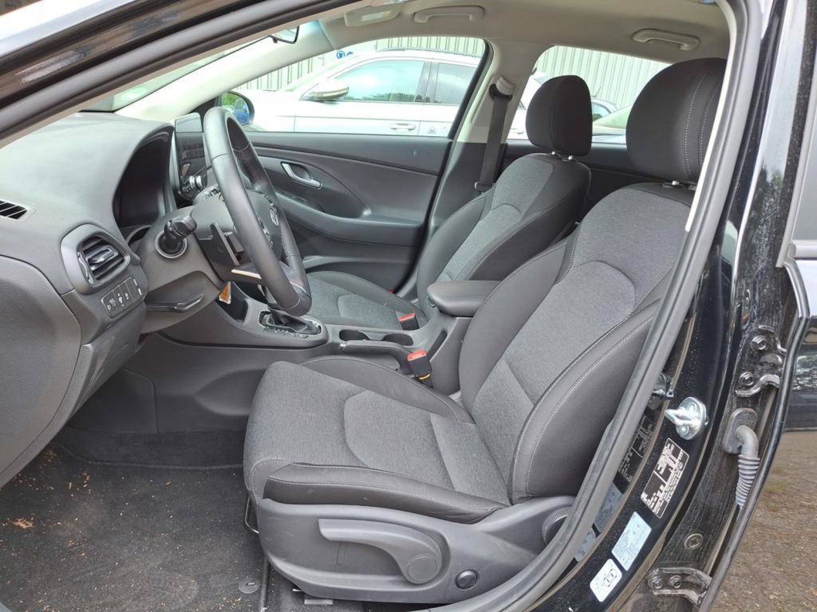 HYUNDAI - i30 - #720646 - 10