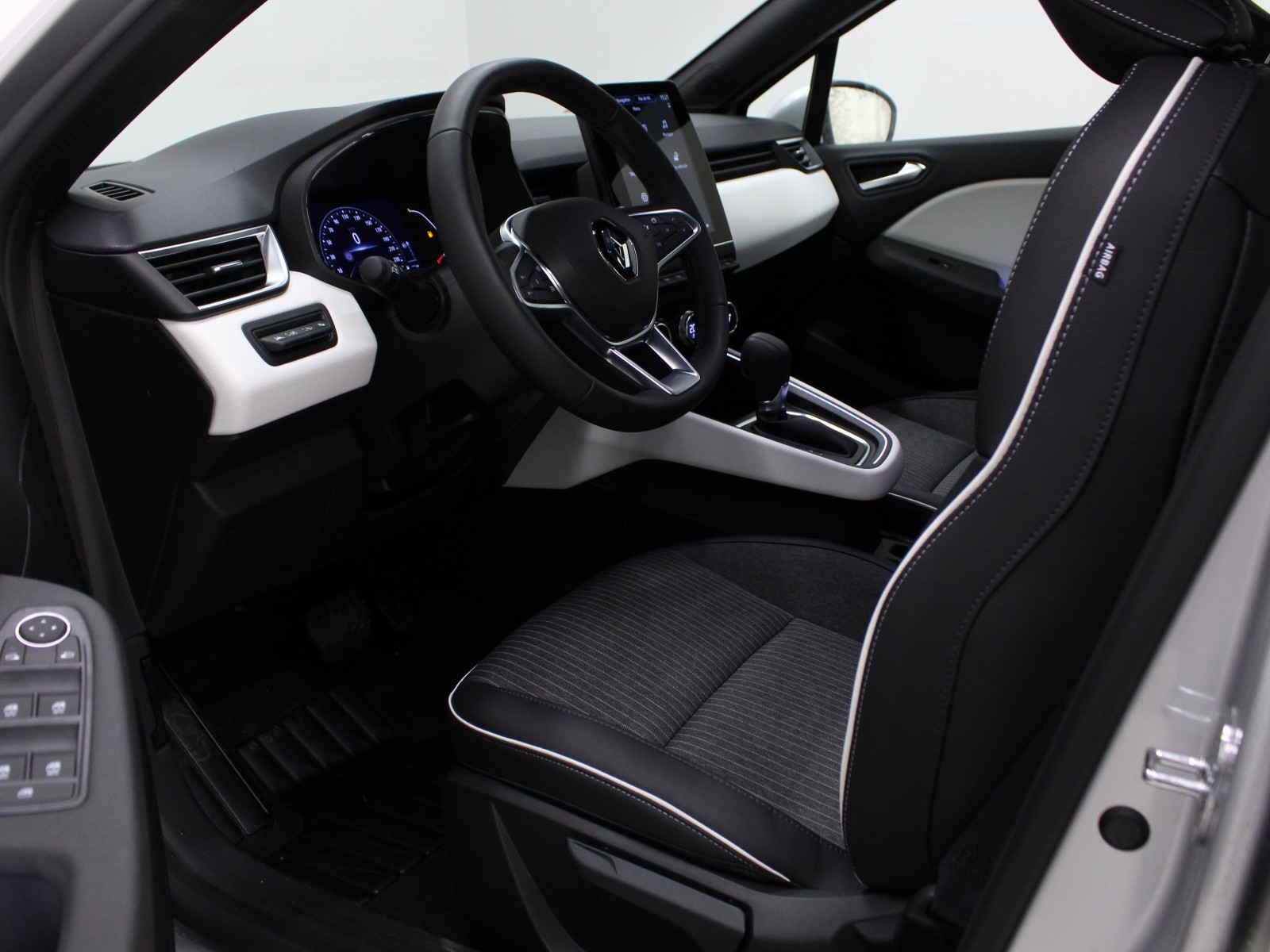 RENAULT - CLIO V - #175769 - 3