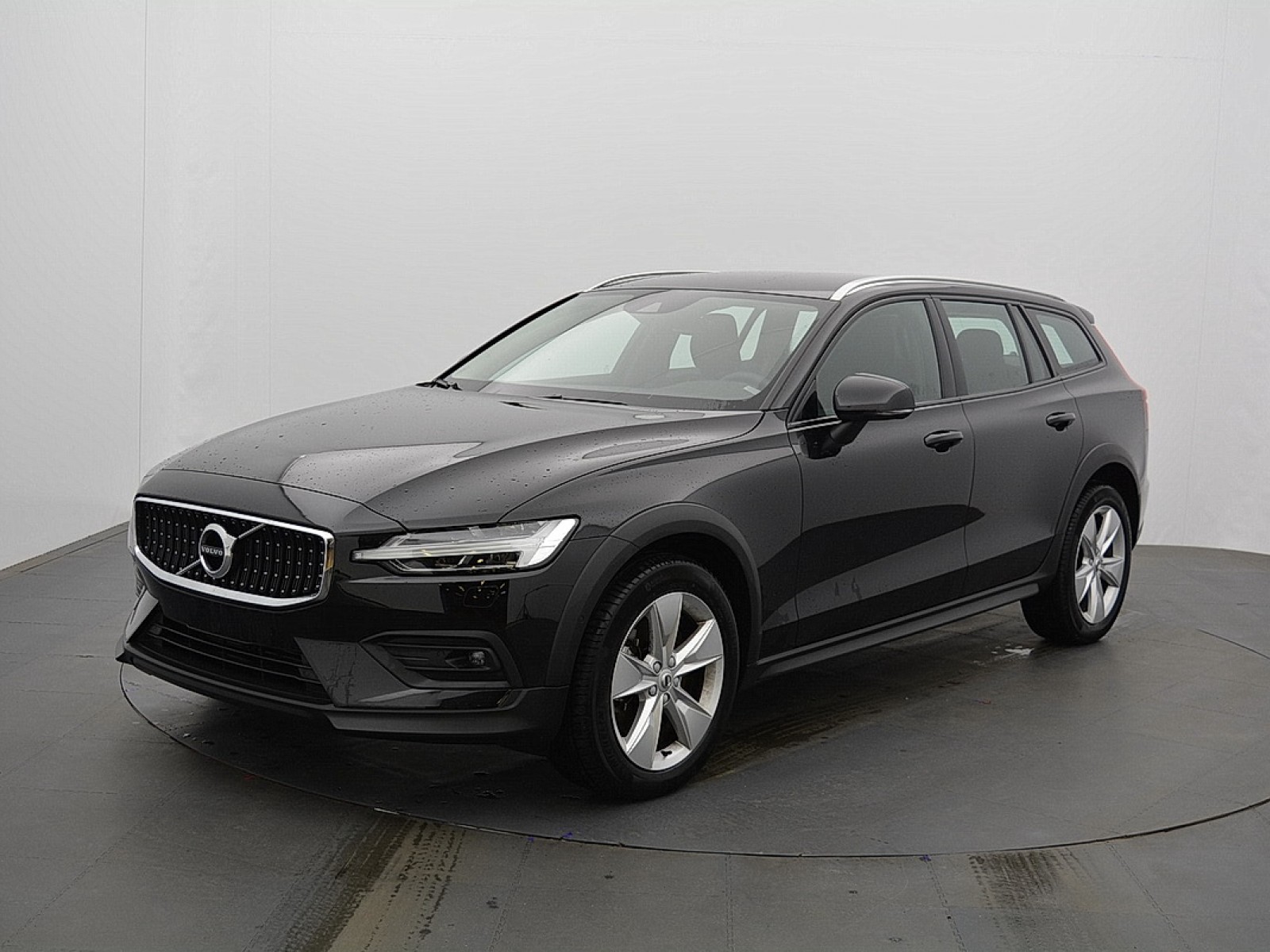 VOLVO - V60 CROSS COUNTRY - #173042 - 0