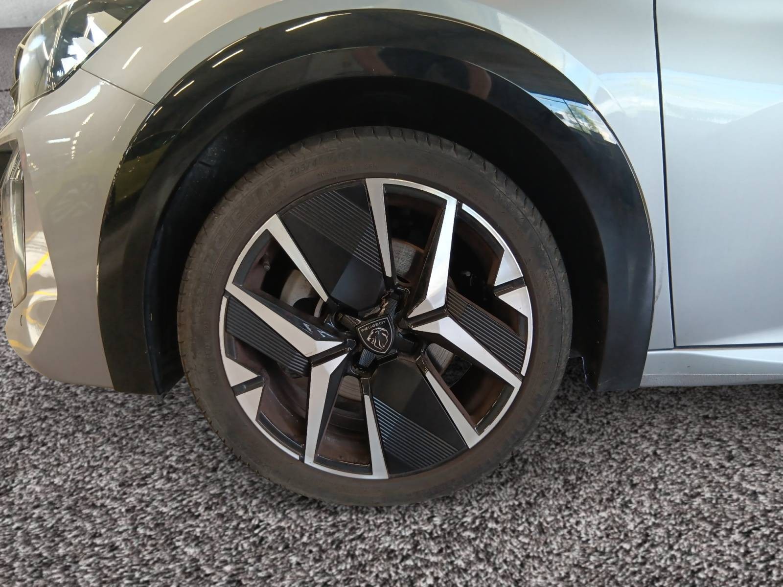 PEUGEOT - 208 - #665071 - 6