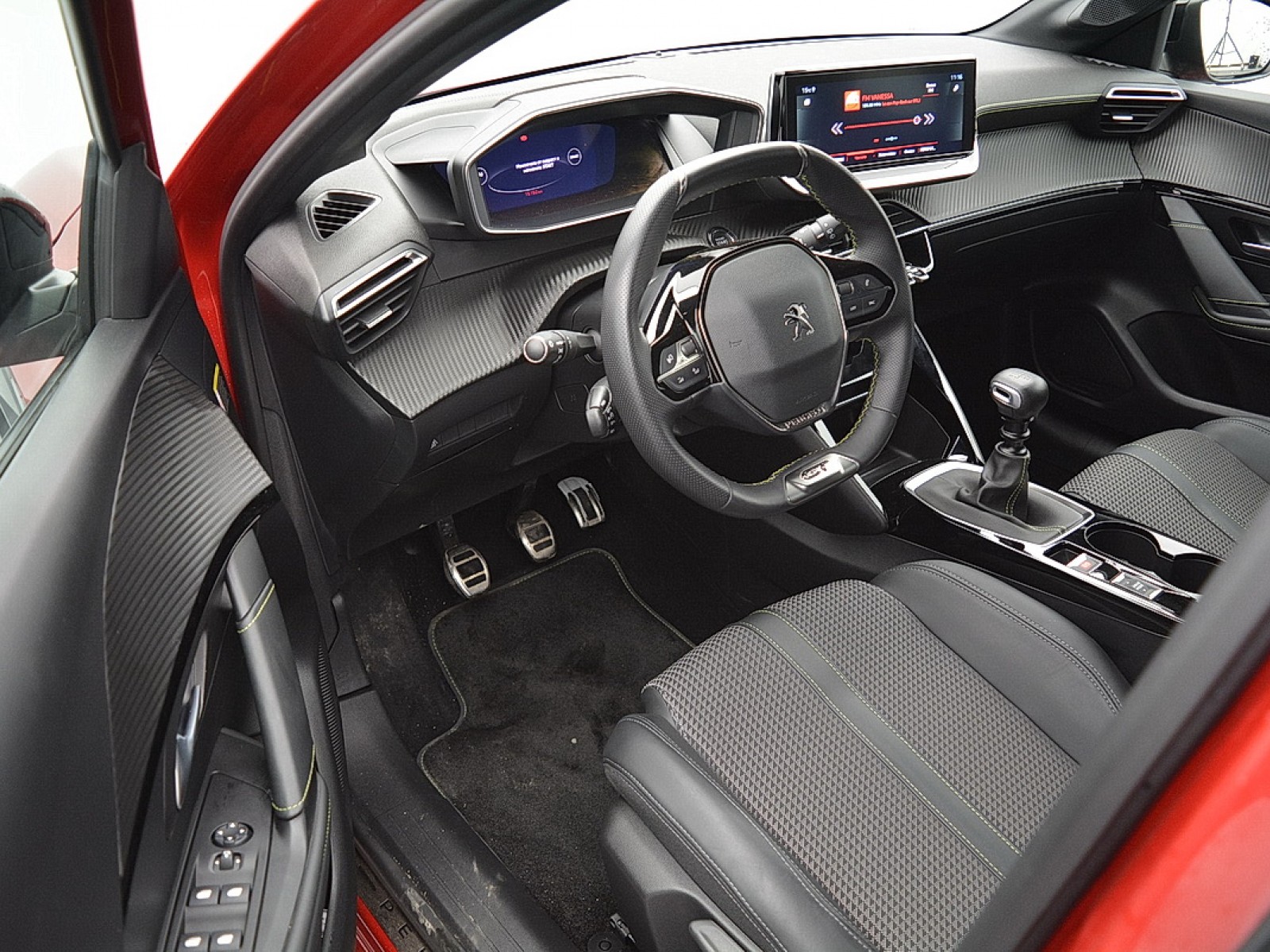 PEUGEOT - 208 - #166544 - 3