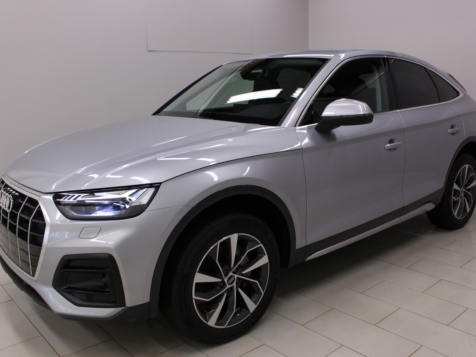 AUDI - Q5 SPORTBACK - #177234 - 0