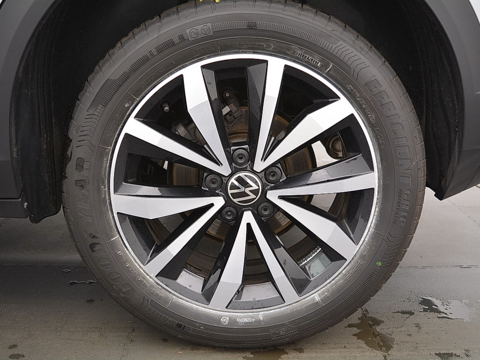 VOLKSWAGEN - T-ROC - #167309 - 2