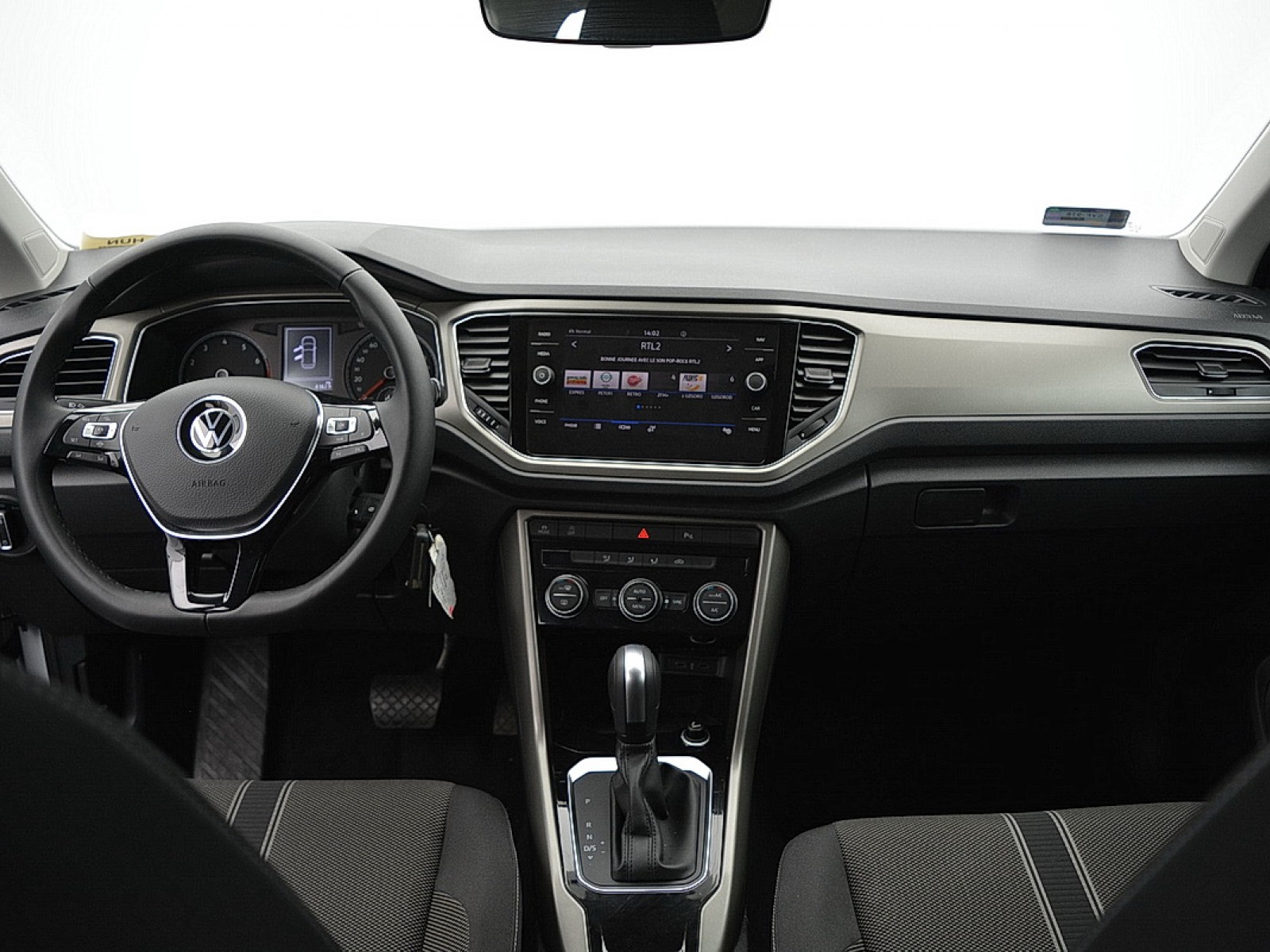 VOLKSWAGEN - T-ROC - #167309 - 4