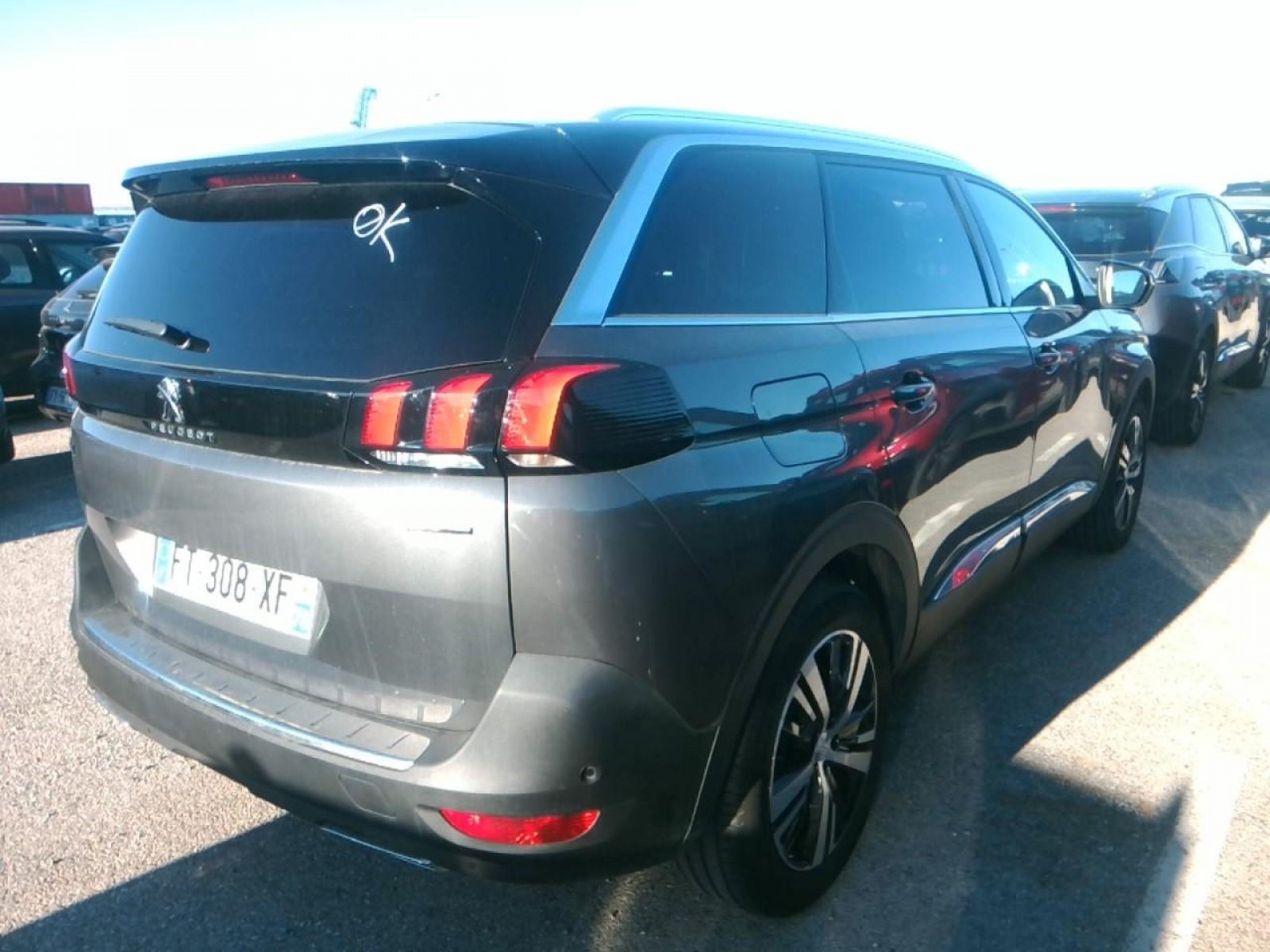 PEUGEOT - 5008 - #177915 - 3