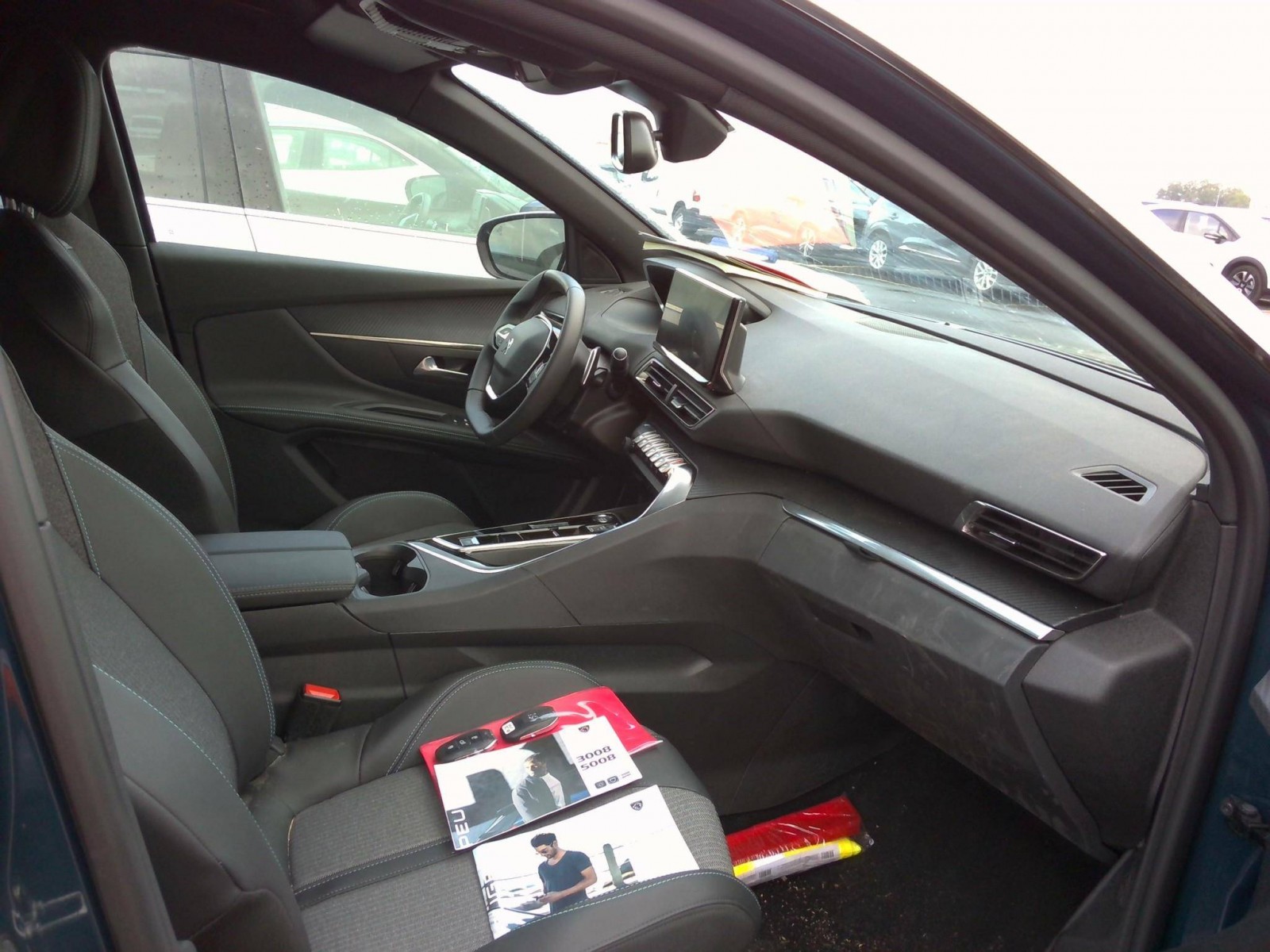 PEUGEOT - 5008 - #744599 - 2