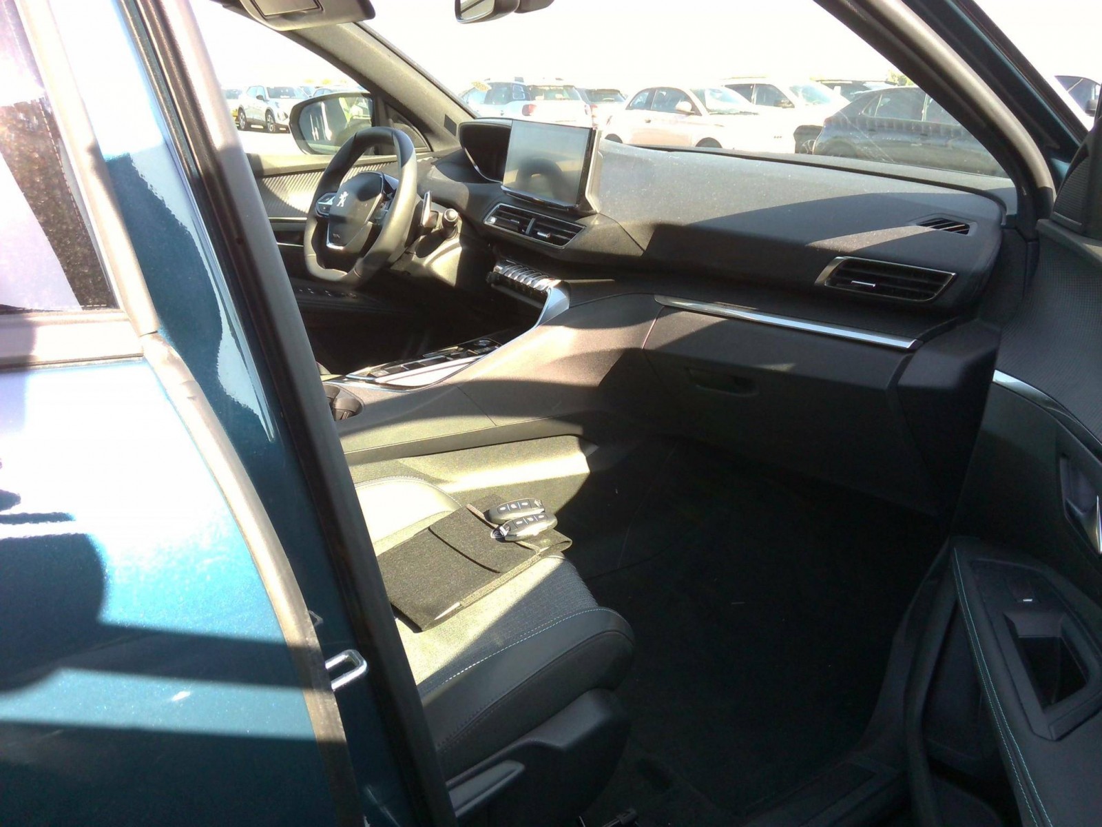 PEUGEOT - 5008 - #744598 - 2