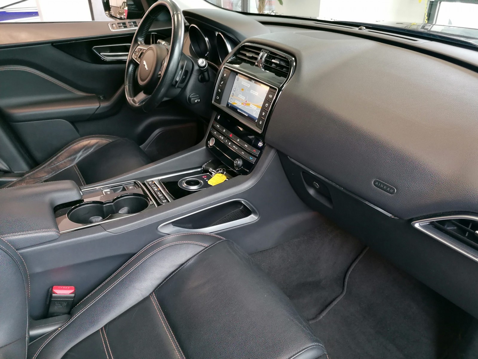 JAGUAR - F-PACE - #177985 - 10