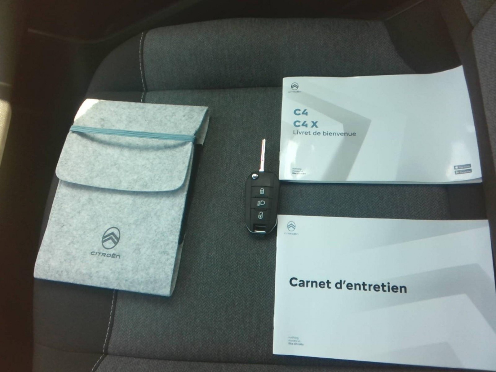CITROEN - C4 - #744622 - 4