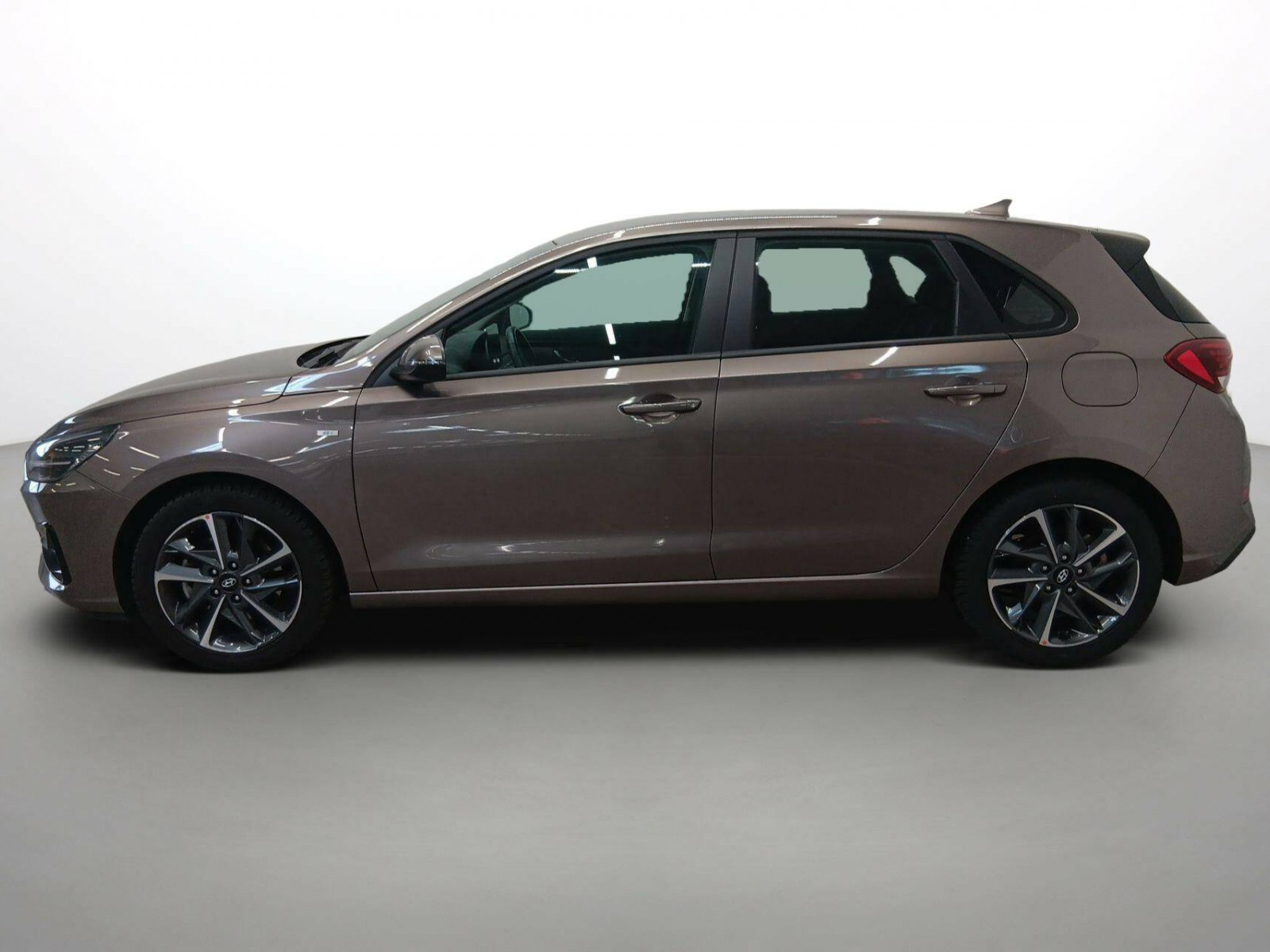 HYUNDAI - i30 - #720642 - 16