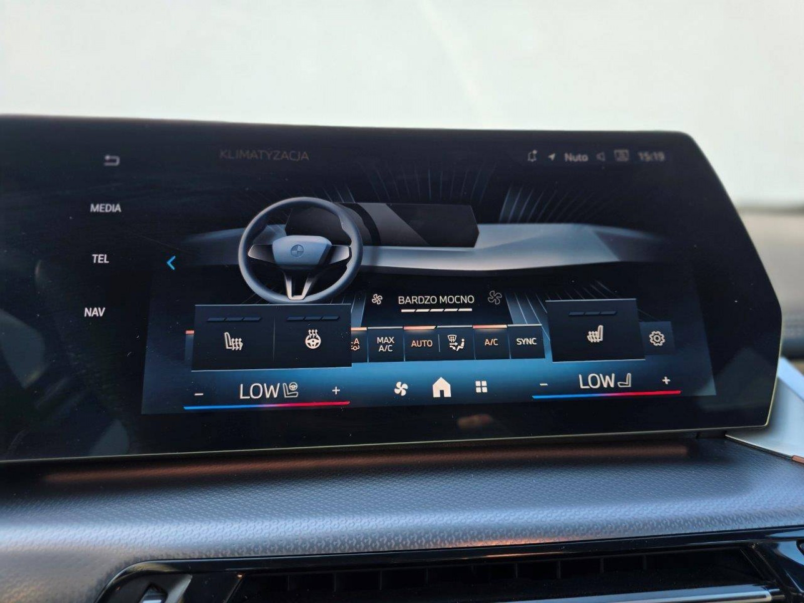 BMW - X1 U11 - #751475 - 14
