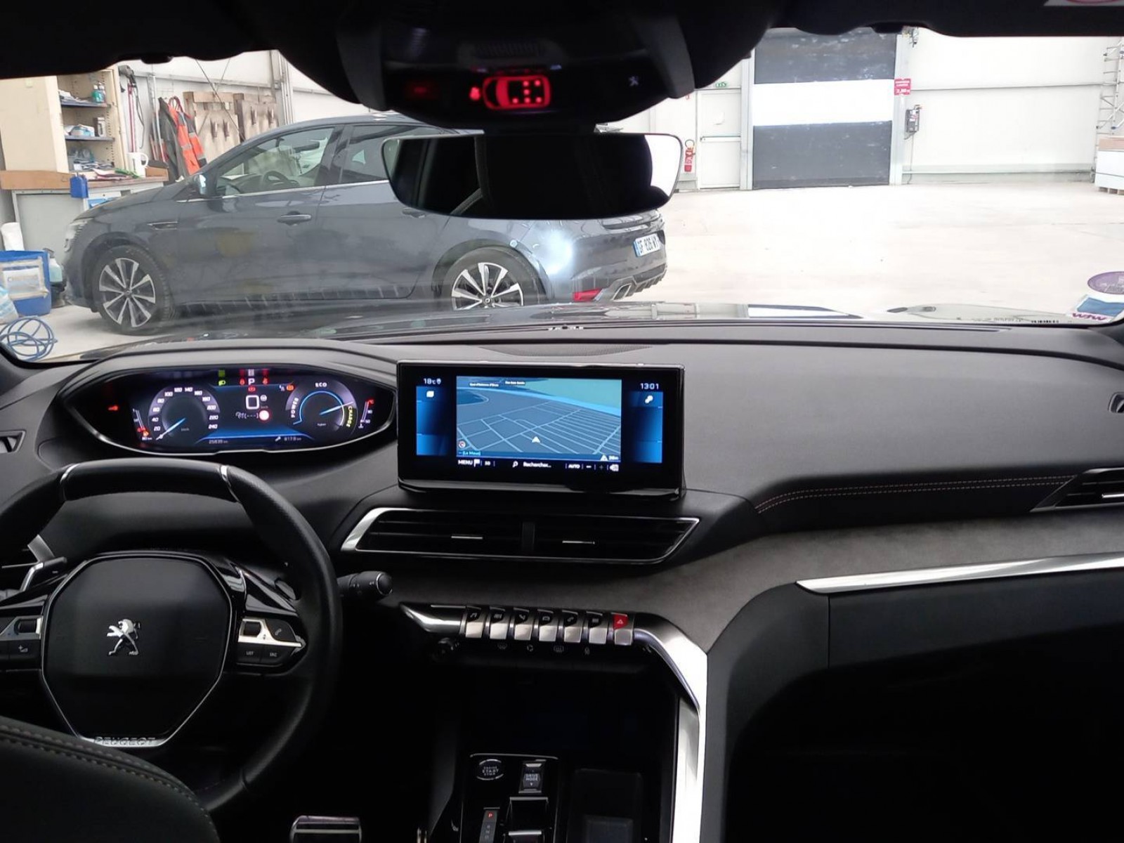 PEUGEOT - 5008 - #665289 - 9