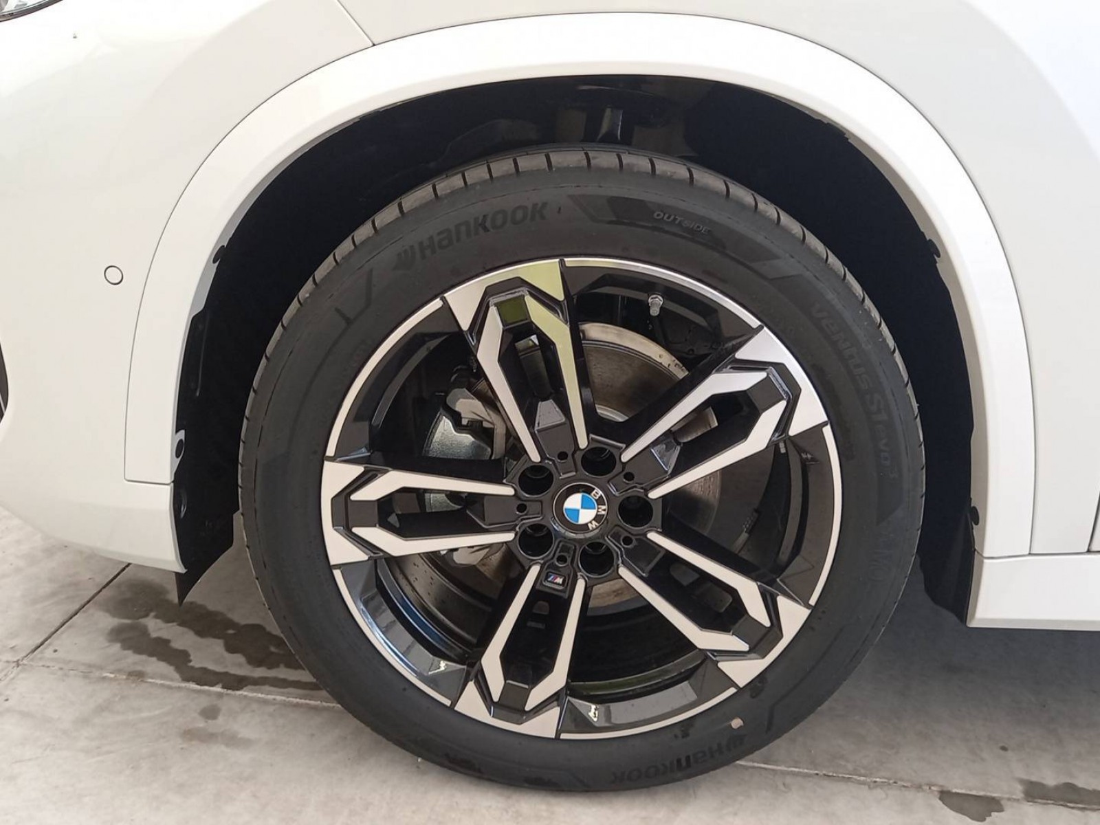 BMW - X1 U11 - #571673 - 6