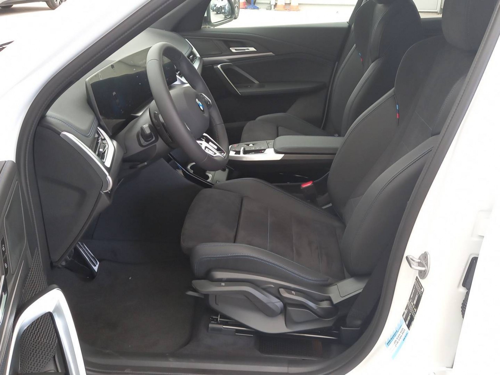 BMW - X1 U11 - #571673 - 7