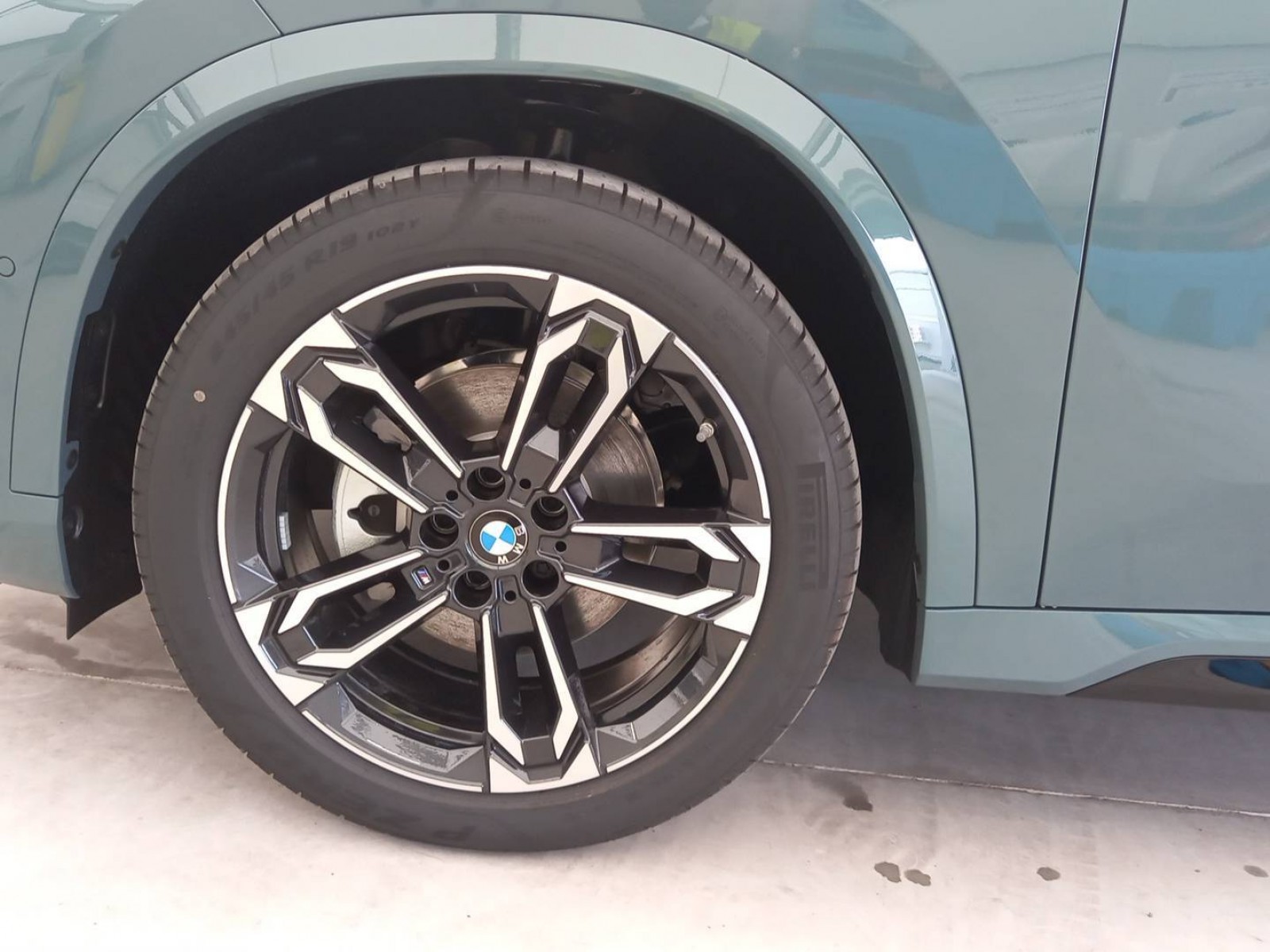 BMW - X1 U11 - #724871 - 6