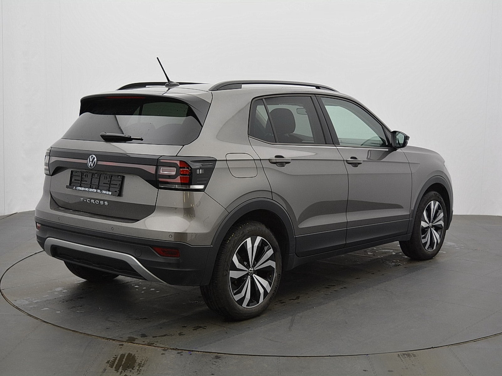 VOLKSWAGEN - T-CROSS - #170477 - 1