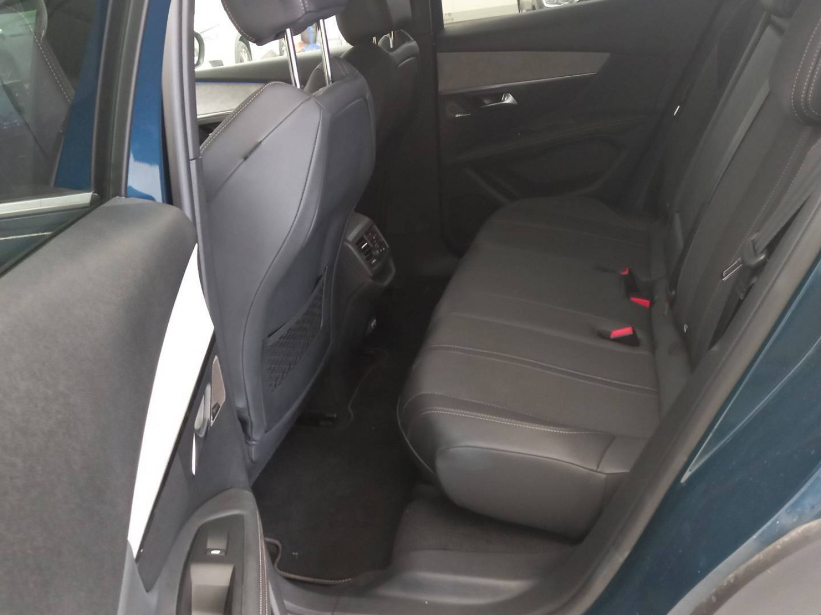 PEUGEOT - 3008 - #665078 - 8