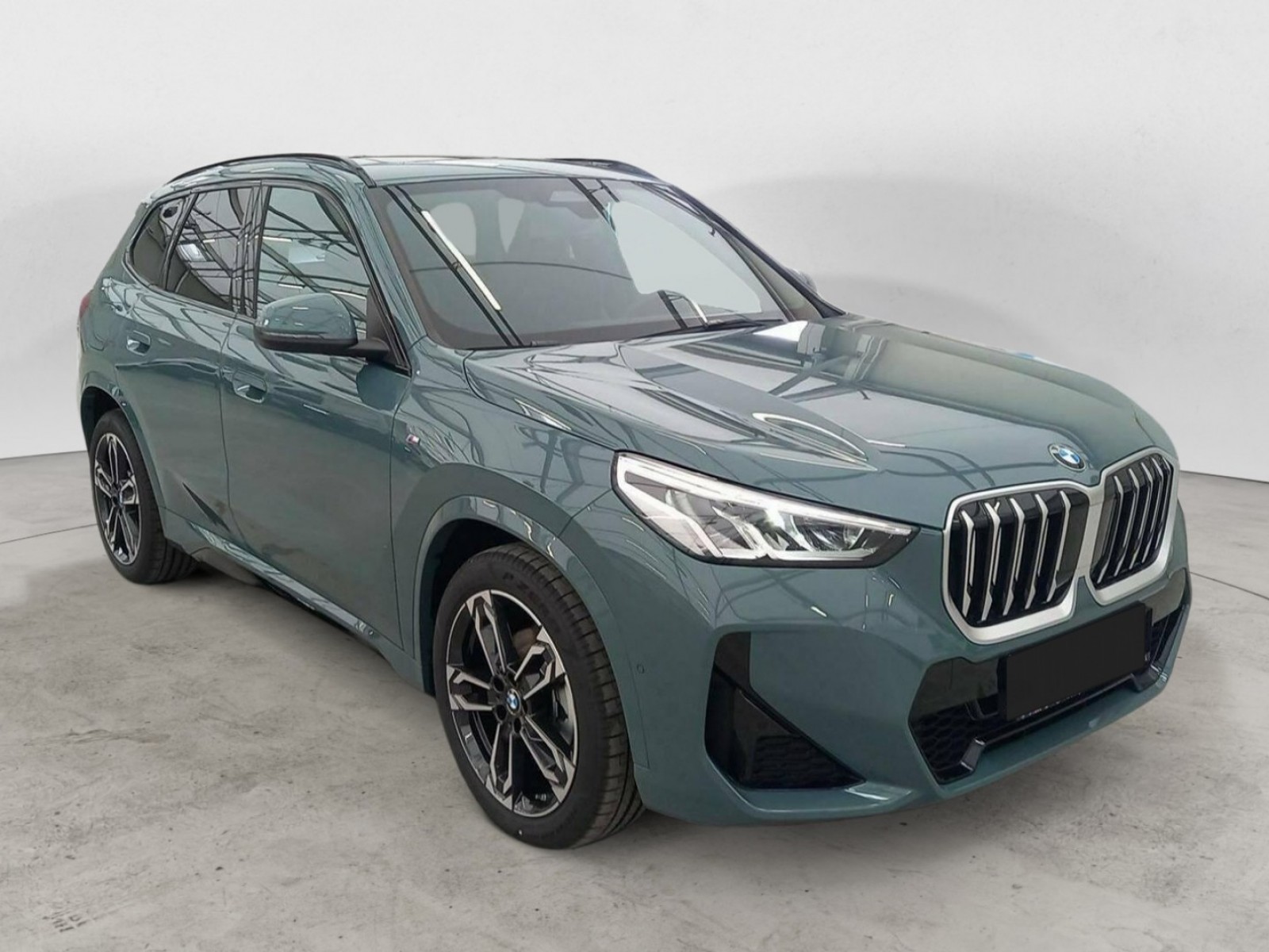 BMW - X1 U11 - #571681 - 17