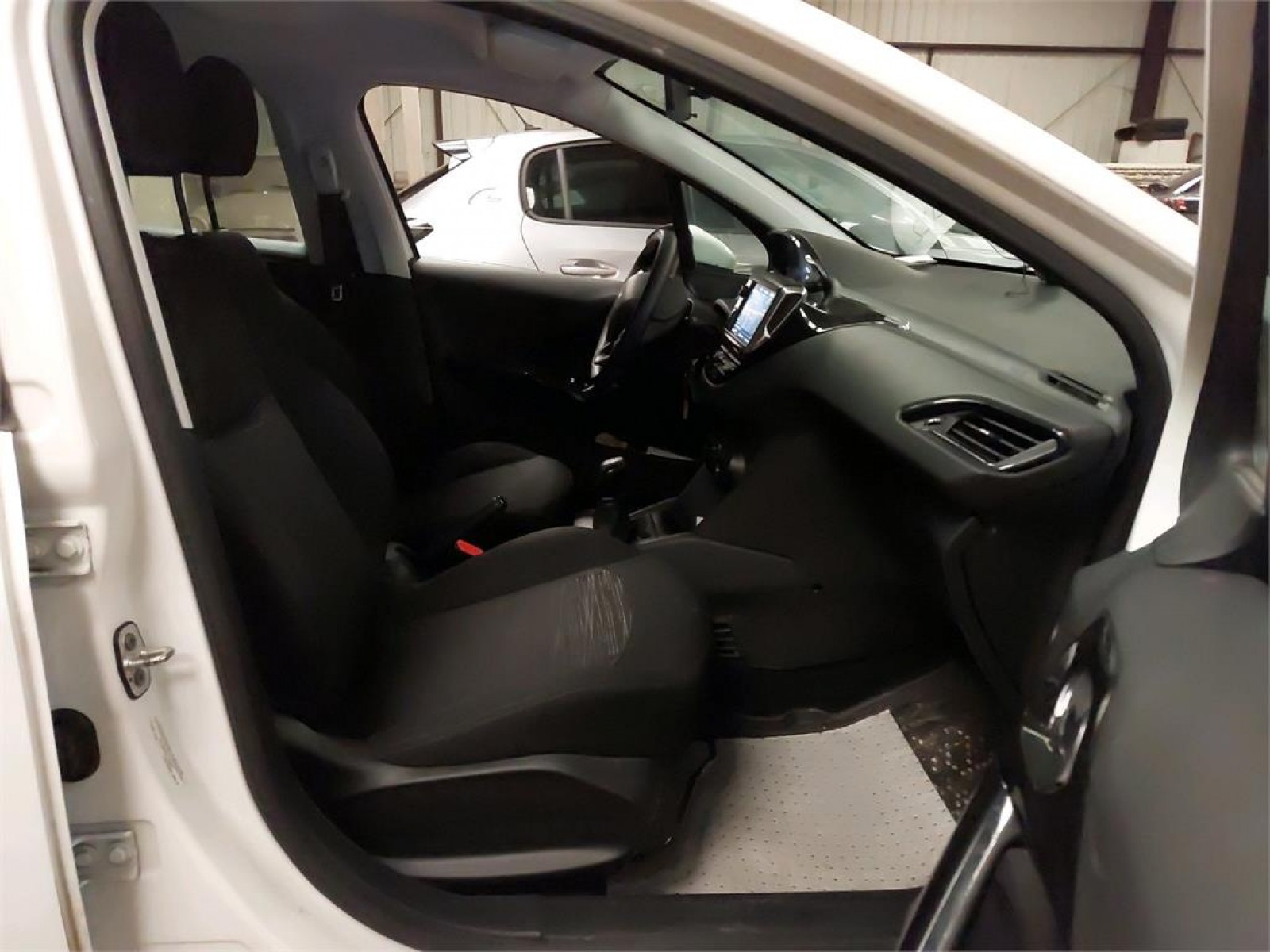 PEUGEOT - 208 AFFAIRE - #178160 - 1