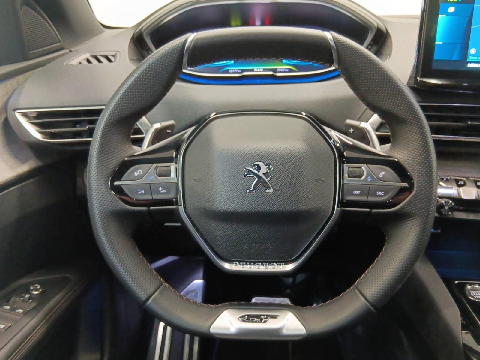PEUGEOT - 3008 - #763048 - 10