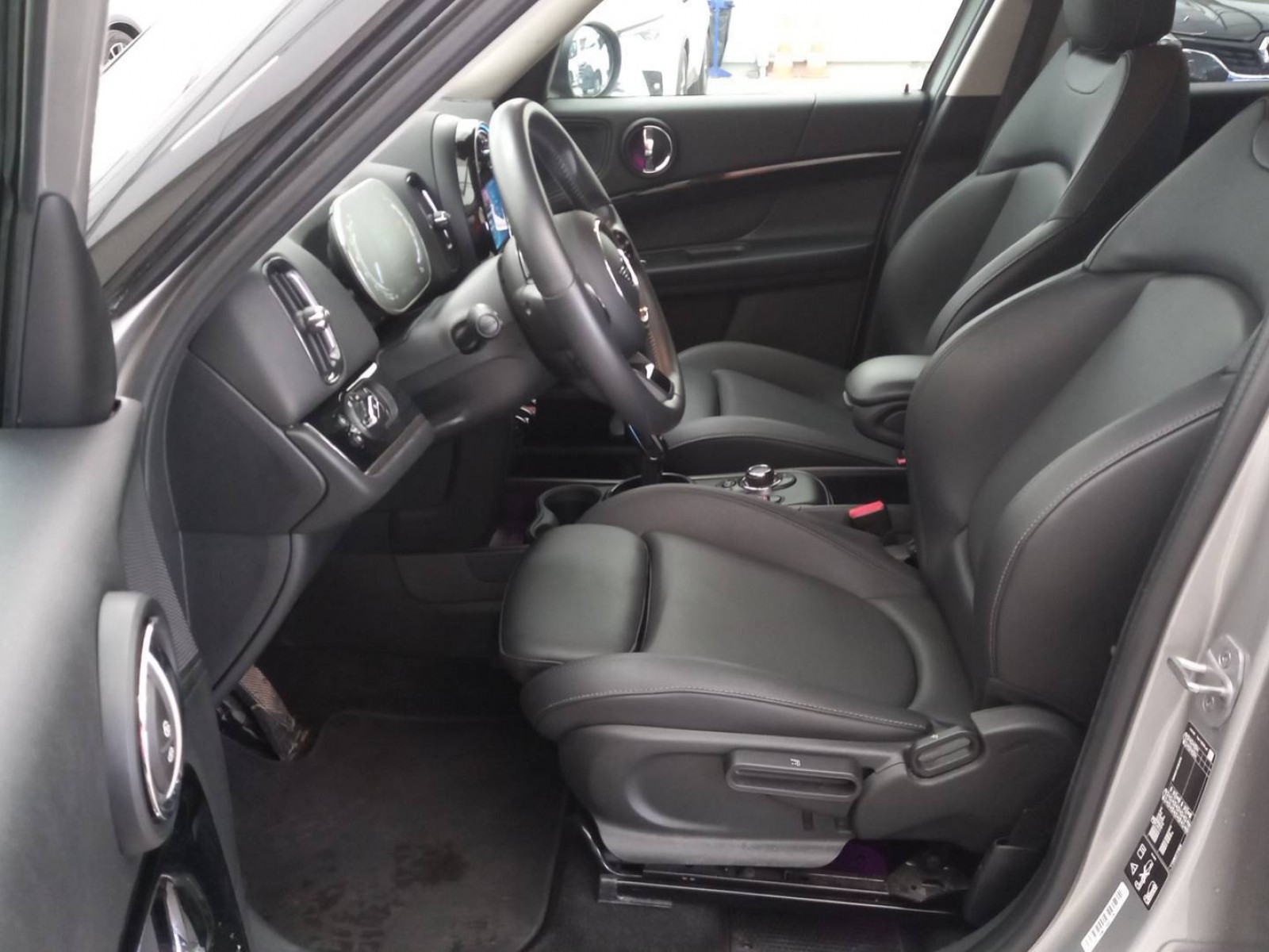 MINI - COUNTRYMAN F60 LCI - #740029 - 7
