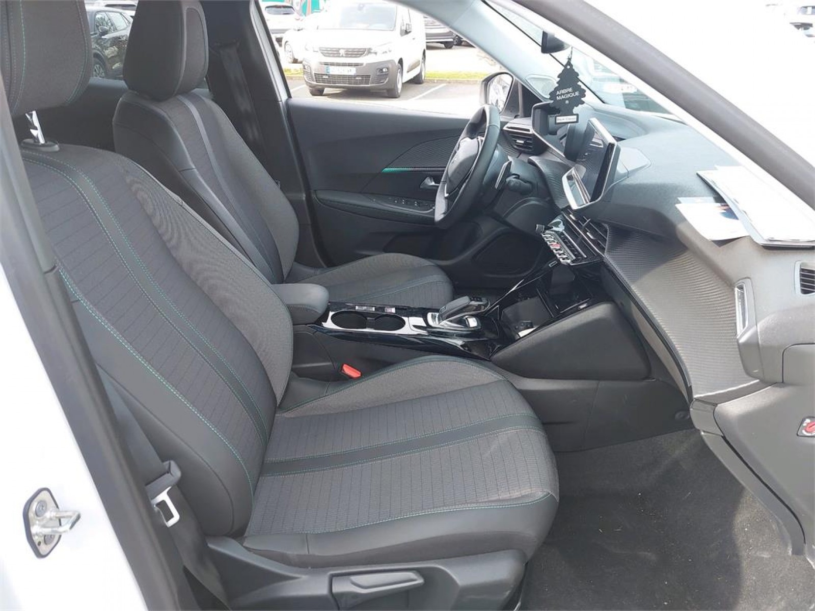 PEUGEOT - 2008 BUSINESS - #178241 - 3