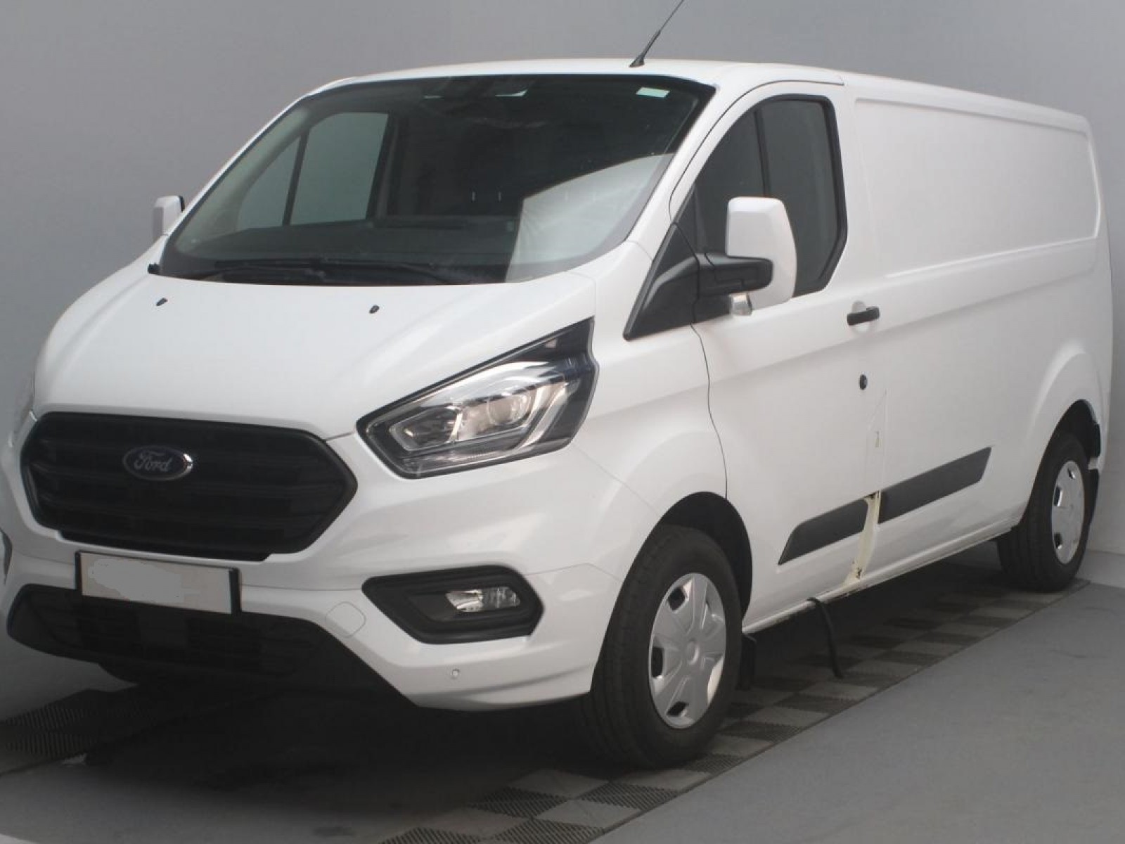 FORD - TRANSIT CUSTOM FOURGON - #178418 - 0