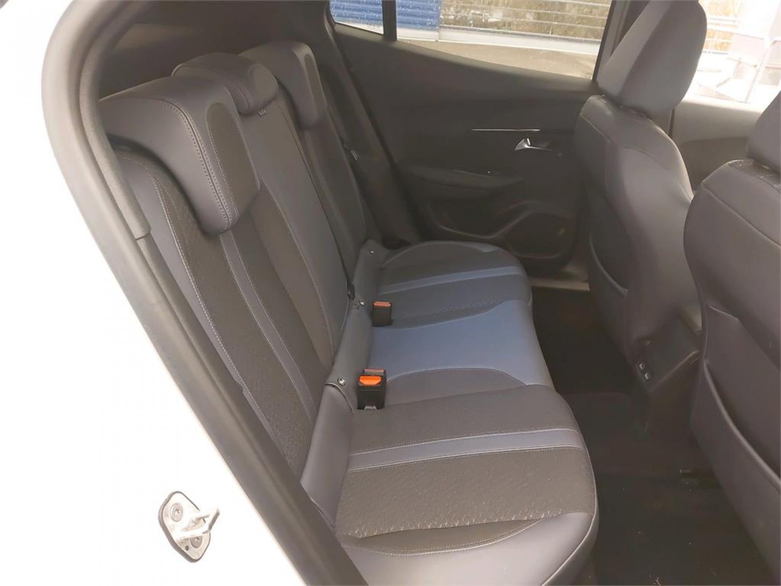 PEUGEOT - 2008 BUSINESS - #178755 - 3