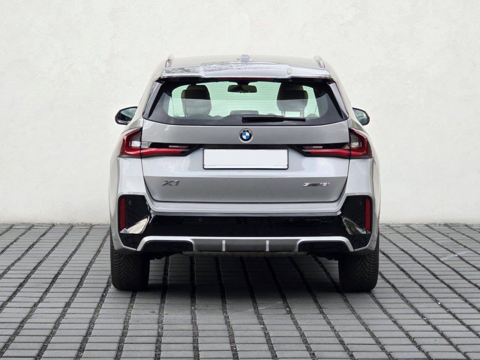 BMW - X1 U11 - #751476 - 4