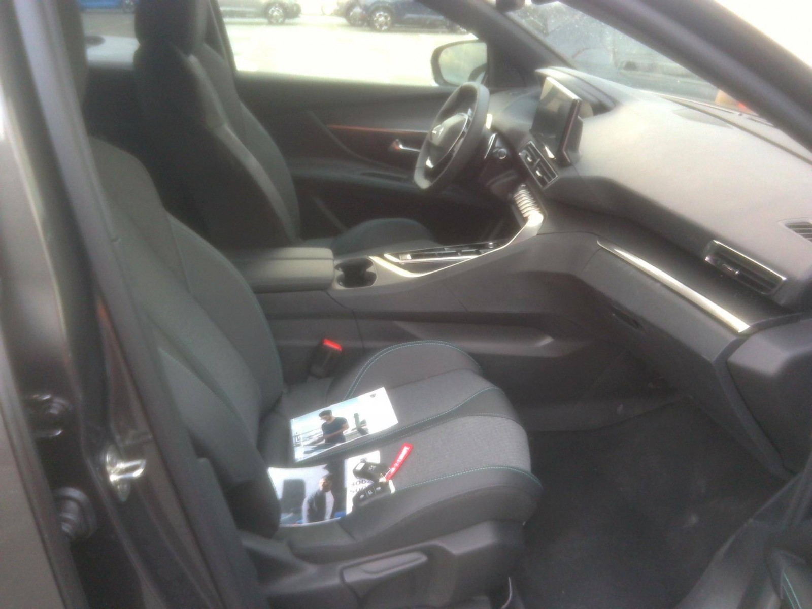PEUGEOT - 5008 - #744602 - 2