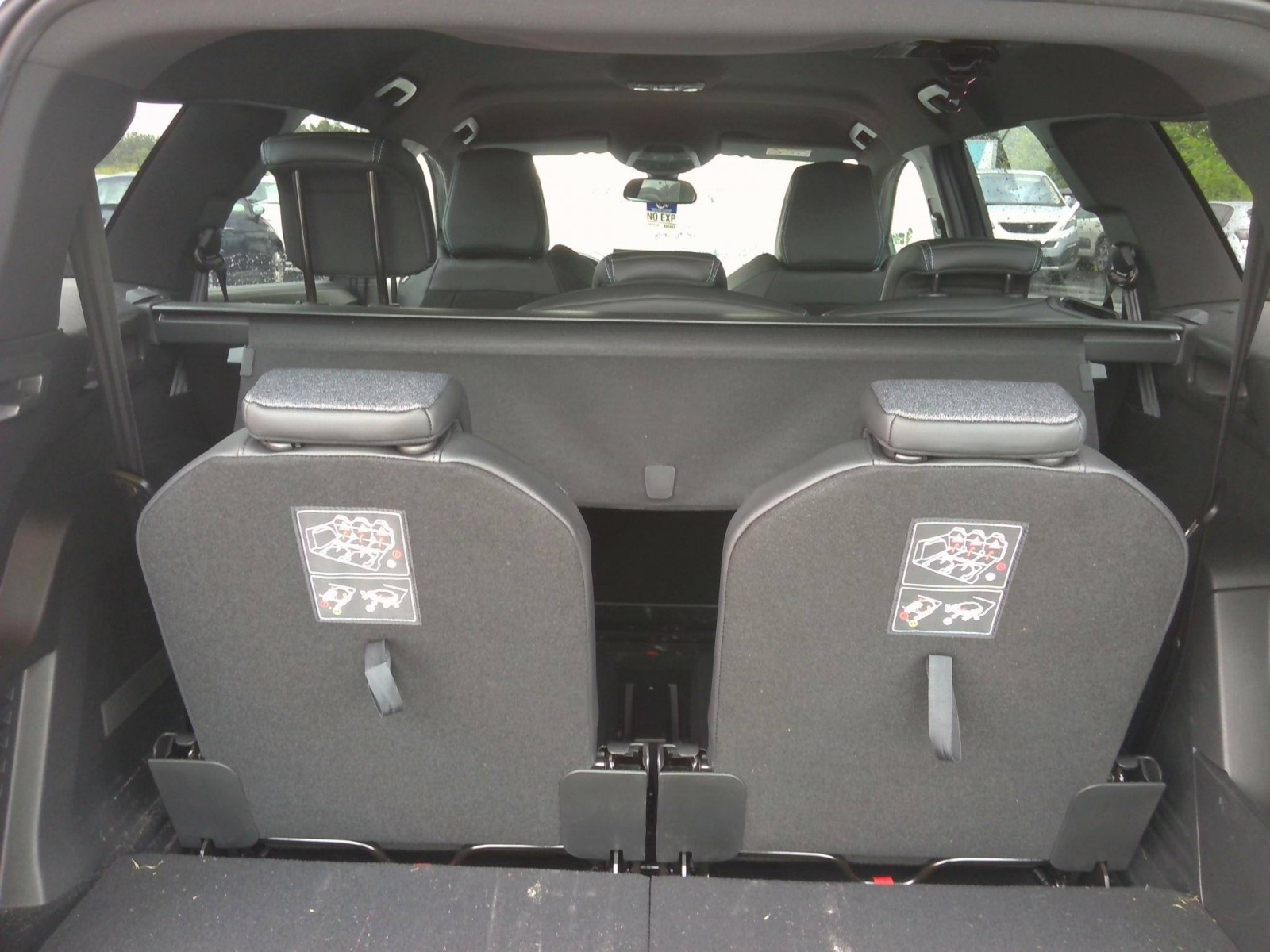 PEUGEOT - 5008 - #744604 - 13