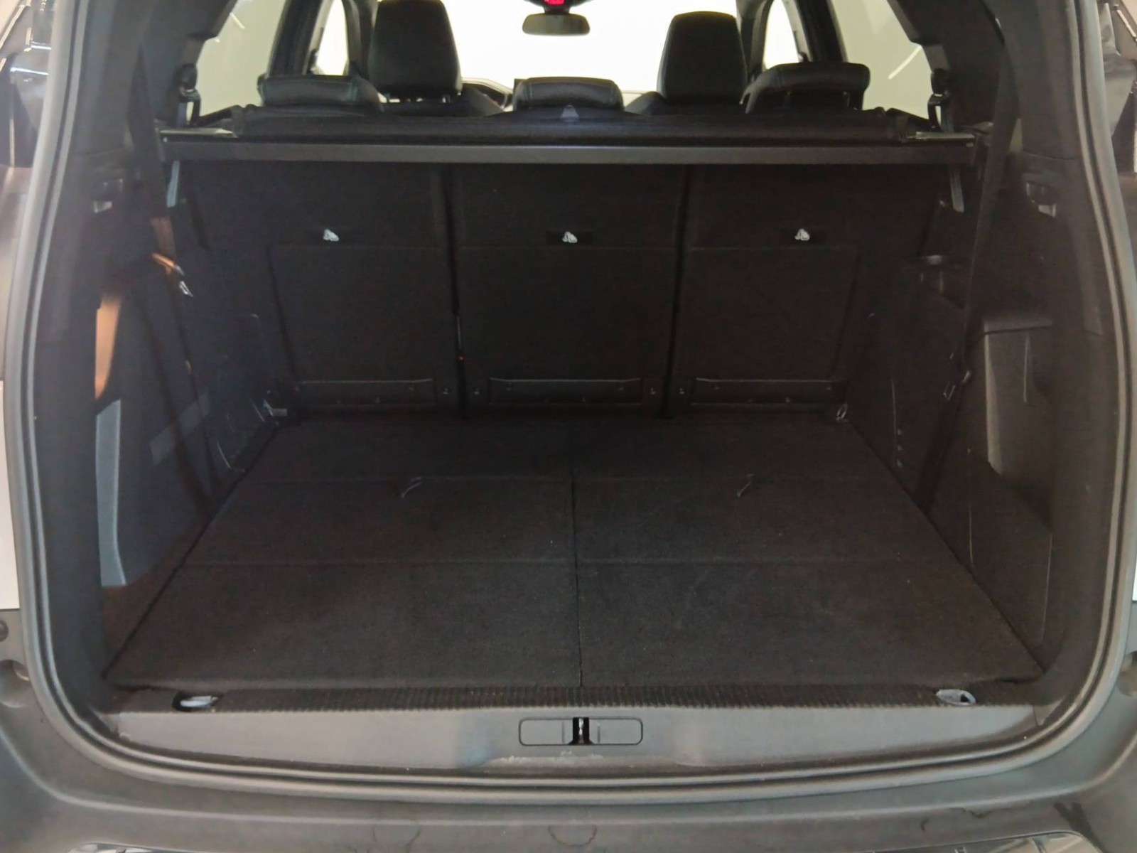 PEUGEOT - 5008 - #744604 - 11