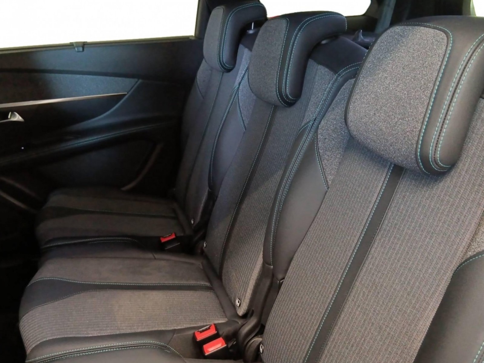 PEUGEOT - 5008 - #744603 - 17