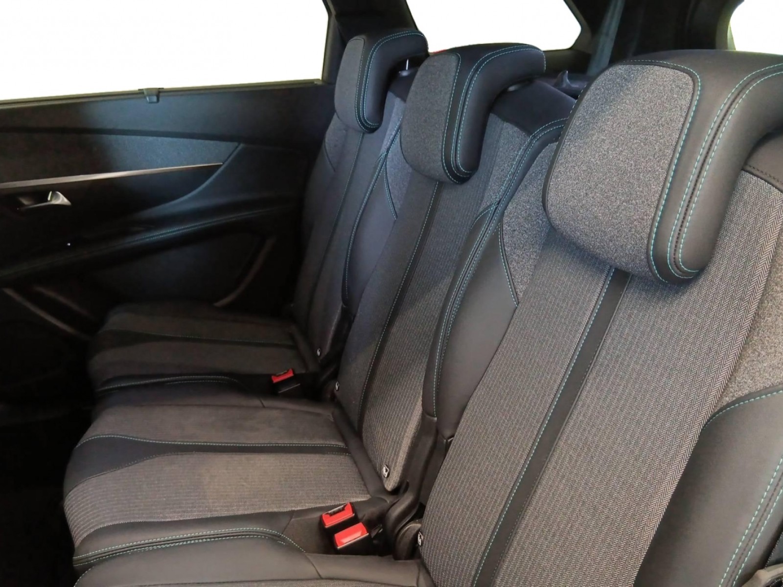 PEUGEOT - 5008 - #744601 - 2