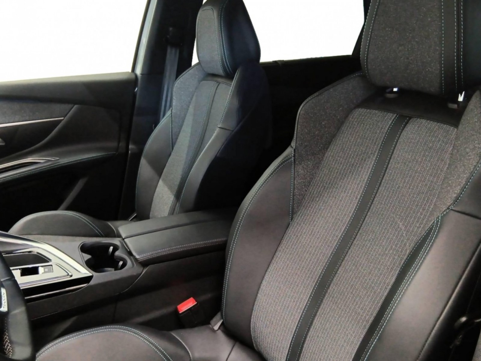 PEUGEOT - 5008 - #744604 - 19