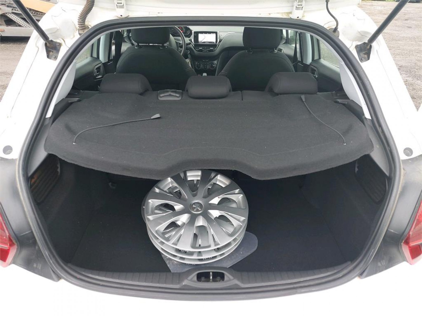 PEUGEOT - 208 BUSINESS - #178810 - 5