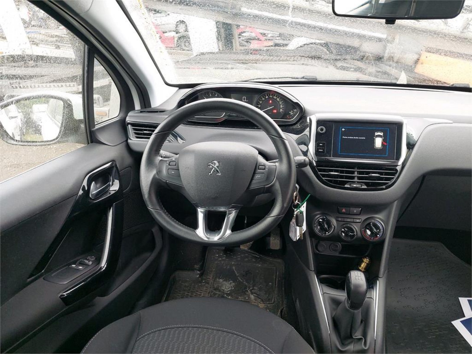 PEUGEOT - 208 BUSINESS - #178813 - 2